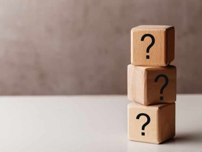 屋根葺き替え工事が必要な理由