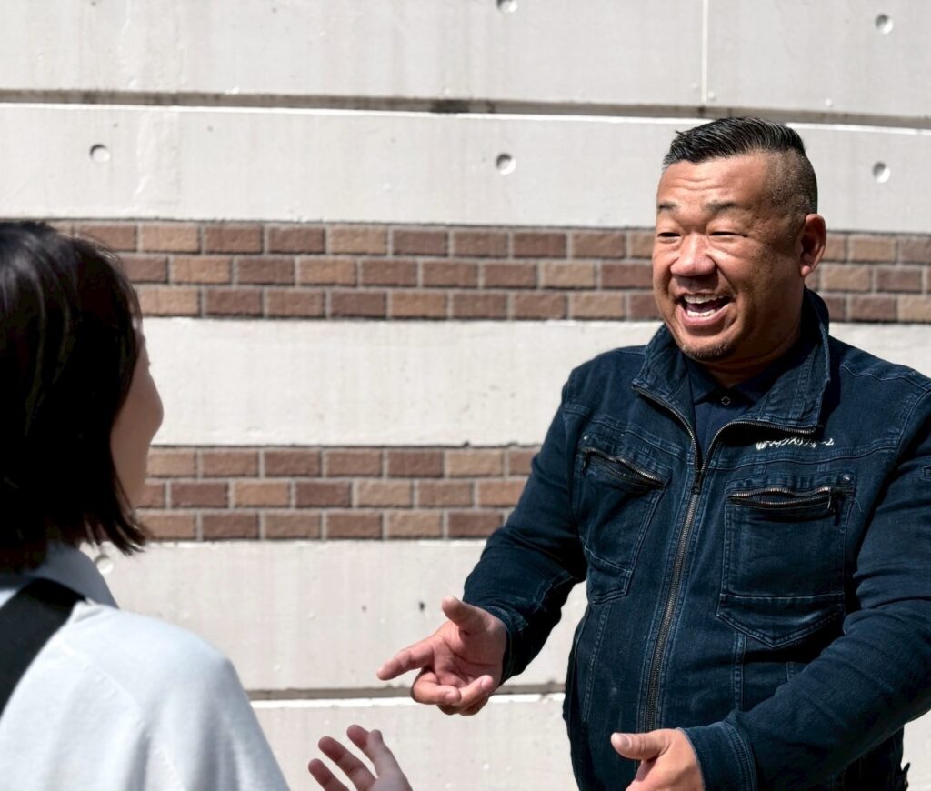 無料屋根点検の様子